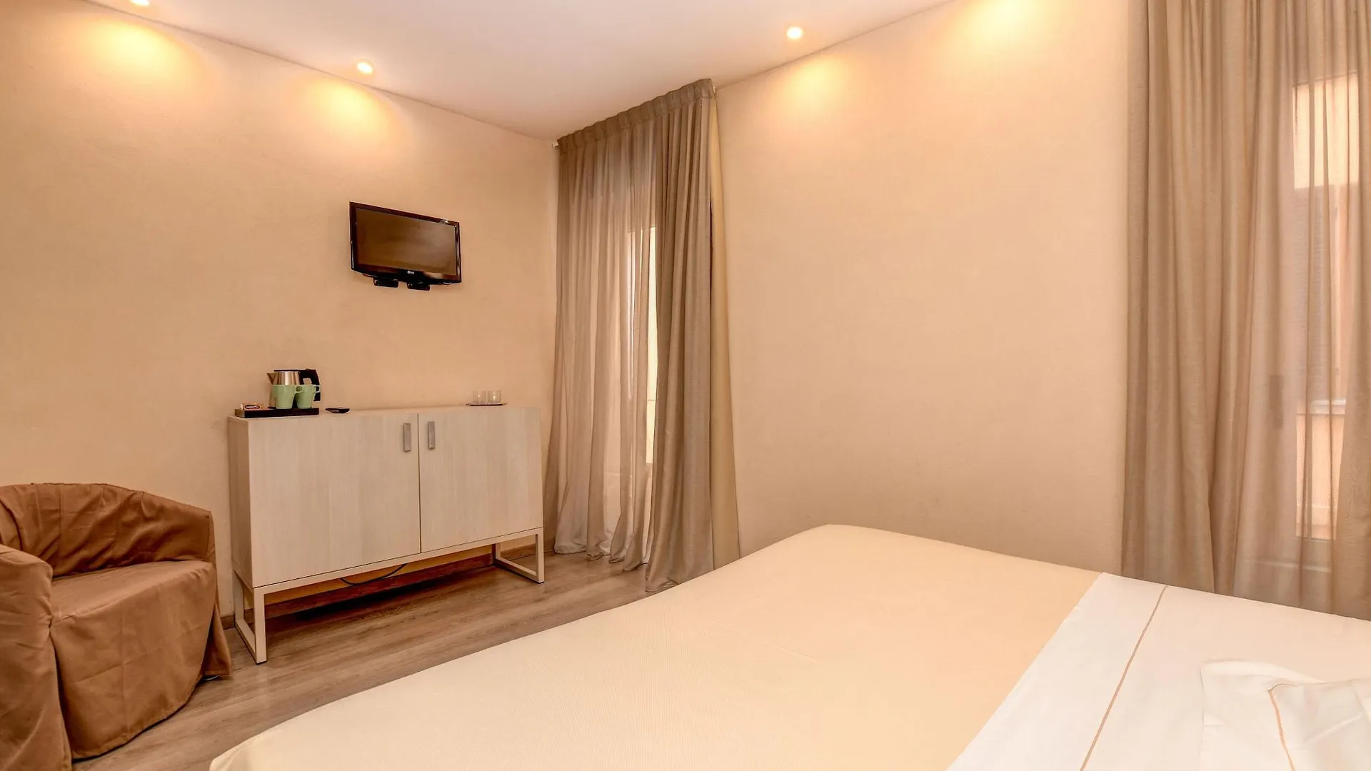 Hotel Tripoli Desenzano del Garda Italië