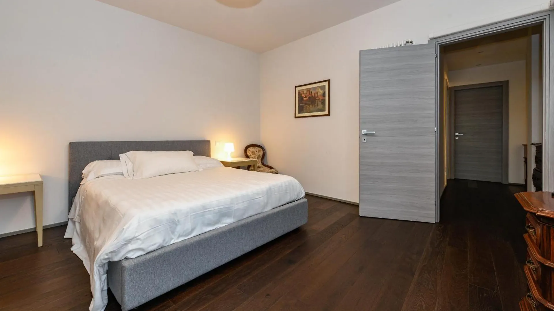Hotel Tripoli Desenzano del Garda Italië