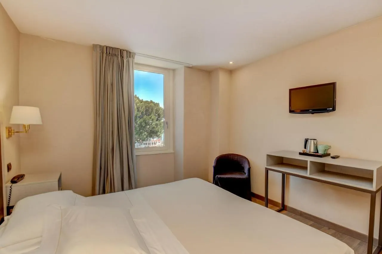 Hotel Tripoli Desenzano del Garda