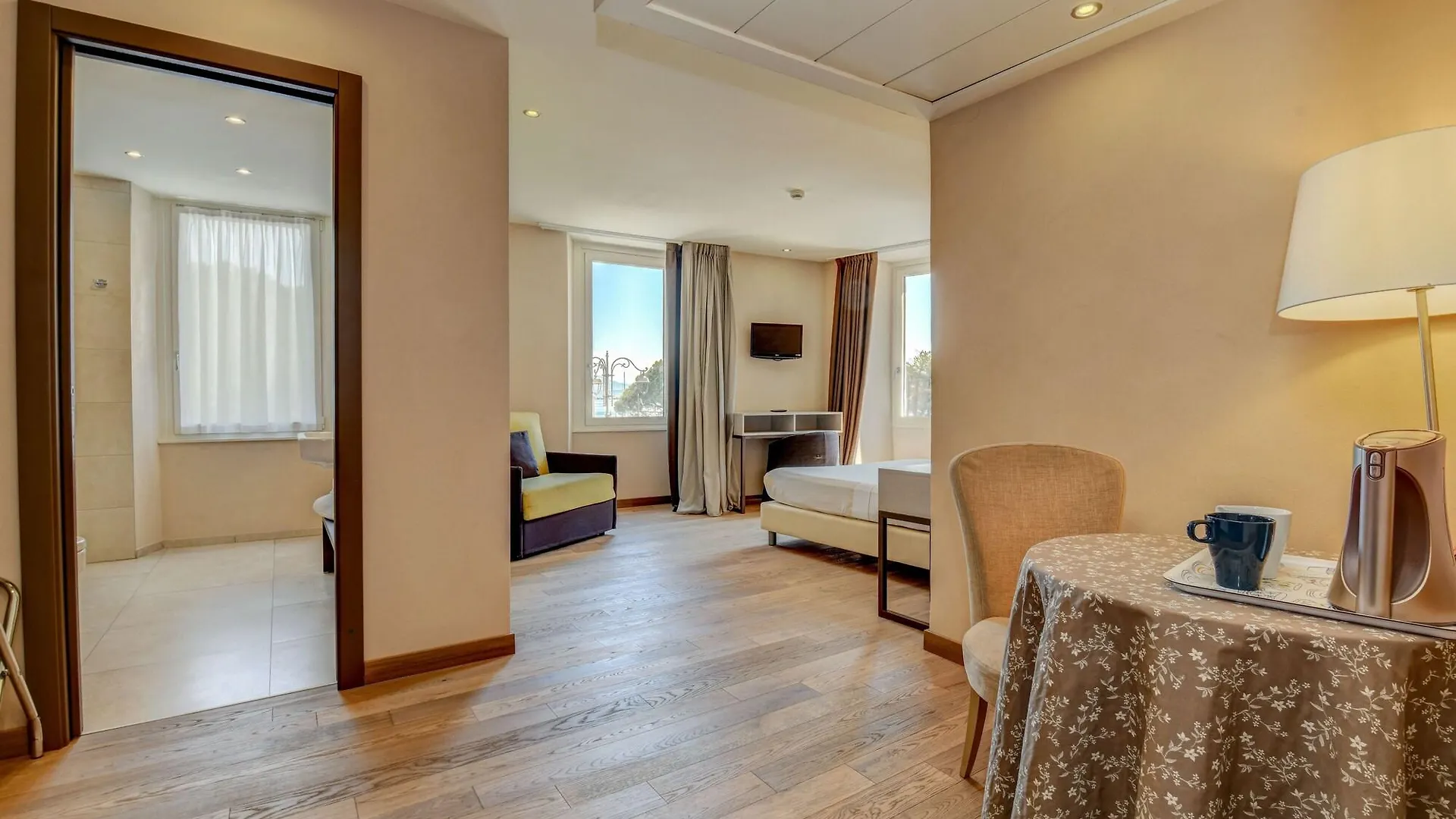 Hotel Tripoli Desenzano del Garda