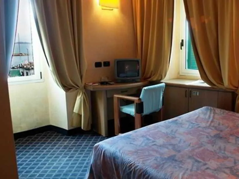 Hotel Tripoli Desenzano del Garda