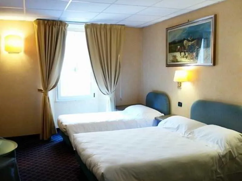 Hotel Tripoli Desenzano del Garda